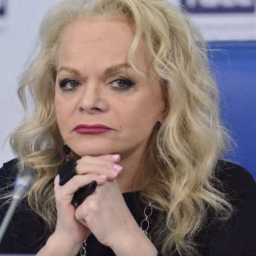 Лариса Долина вернула свою квартиру